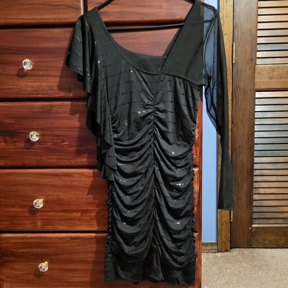Taboo Black Mini Dress Sinched Bodycon Padded Ruffed Sparkle Asymmetrical Medium - Picture 2 of 6